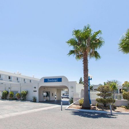 Travelodge By Wyndham Los Banos Ca Экстерьер фото