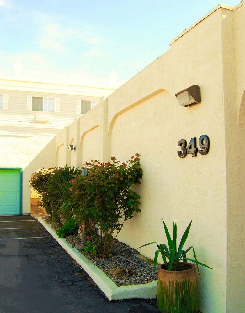 Travelodge By Wyndham Los Banos Ca Экстерьер фото